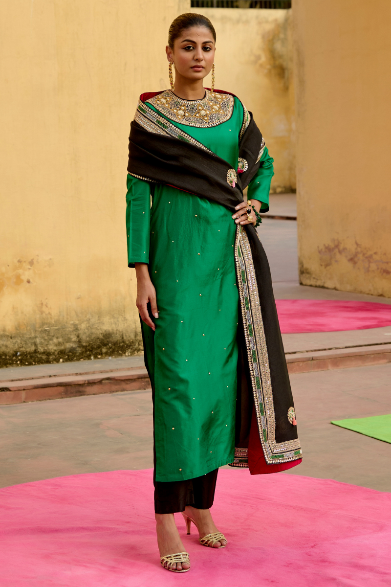jantar mantar emerald chintz kurta set,
emerald green kurta set for women,
emerald green kurta set for girls,
handcrafted emerald kurta set,
chintz kurta set with embroidery,
modal cotton emerald kurta set,
jantar mantar fusion wear,
emerald co-ord set,
emerald kurta set with dupatta,
traditional jantar mantar attire,
emerald pant set,
jantar mantar screen-printed kurta,
emerald kurta set for festive wear,
jantar mantar one-shoulder kurta,
emerald kurta set with tassels,
jantar mantar cape pa