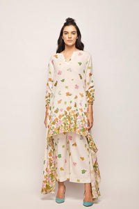 fleur high-low hem tunic co-ord set,
swati vijaivargie co-ord set,
floral print co-ord set,
high-low hem tunic,
hand-embroidered pleated pants,
jaipur heritage pleated pants,
luxury silk pleated pants for girls,
chameli print pleated pants set,
traditional indian pleated pants,
ethnic silk pleated pants for women,
designer pleated pants set for girls,
bember modal satin pleated pants,
handcrafted silk pleated pants,
jaipur ethnic wear pleated pants,
luxury pleated pants set online,
customizab