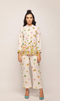 floral shirt for women,
women’s floral blouse,
floral print shirt for girls,
summer floral tops for women,
floral button-up shirt women,
women’s floral fashion shirt,
girls floral shirt online,
women’s floral shirt india,
floral shirt for casual wear,
boho floral shirt women,
vintage floral shirt women,
plus size floral shirt women,
cotton floral shirt for women,
floral shirt for office wear,
floral shirt for evening wear,
floral shirt for travel,
floral shirt for date night,