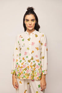 floral shirt for women,
women’s floral blouse,
floral print shirt for girls,
summer floral tops for women,
floral button-up shirt women,
women’s floral fashion shirt,
girls floral shirt online,
women’s floral shirt india,
floral shirt for casual wear,
boho floral shirt women,
vintage floral shirt women,
plus size floral shirt women,
cotton floral shirt for women,
floral shirt for office wear,
floral shirt for evening wear,
floral shirt for travel,
floral shirt for date night,