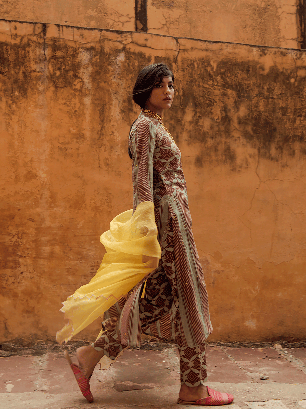 Jantar Mantar Kurta & Sagar Pants