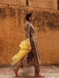 Jantar Mantar Kurta & Sagar Pants