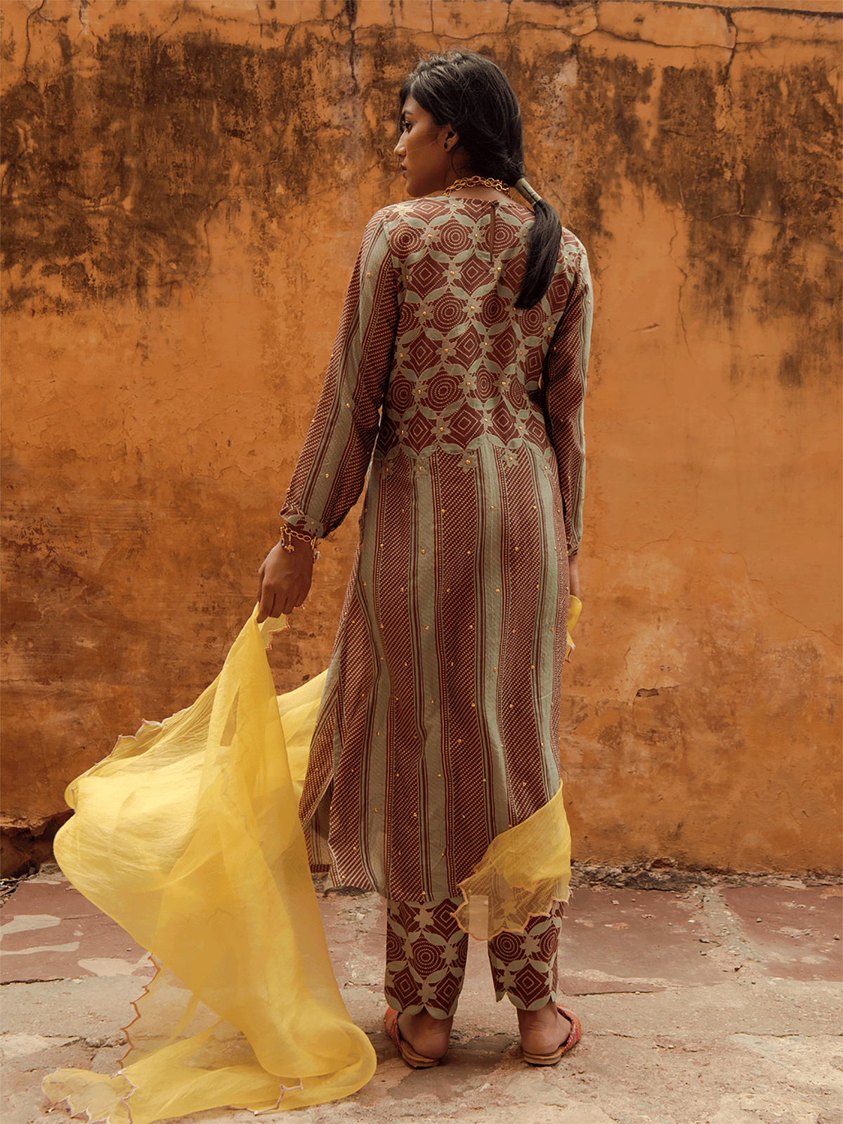 Jantar Mantar Kurta & Sagar Pants