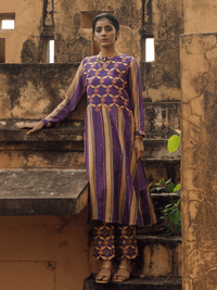 Jantar Mantar Kurta & Sheesh Mahal Pants