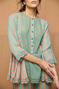 striped top for women,
elise stripe blouse,
cute striped tops for girls,
trendy summer striped tops,
casual striped shirt for ladies,
cotton stripe top for women,
horizontal striped blouse girls,
multi-colored striped t-shirt,
striped crop top for teens,
lightweight striped summer top,
daisy print pants for women,
floral pants for girls,
cute daisy print trousers,
wide leg daisy pants,
summer floral pants women,
high-waisted daisy pants,
boho daisy print pants,
elastic waist daisy pants,