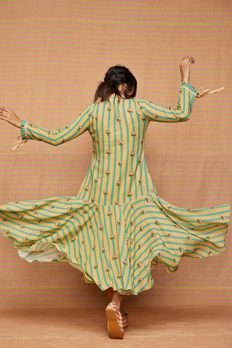 ella bud striped flared dress,
women's striped flared dress,
girls striped dress,
striped dress for women,
ella bud dress for girls,
flared dress for women,
women's flared dresses,
fashionable striped dress for girls,
flared dresses for summer,
trendy striped dresses,
ella bud women's dress,
elegant striped flared dress,
striped a-line dress for women,
casual striped dresses for women,
stylish flared dresses for girls,
women’s summer striped dresses,
ella bud fashion dress,
women’s striped