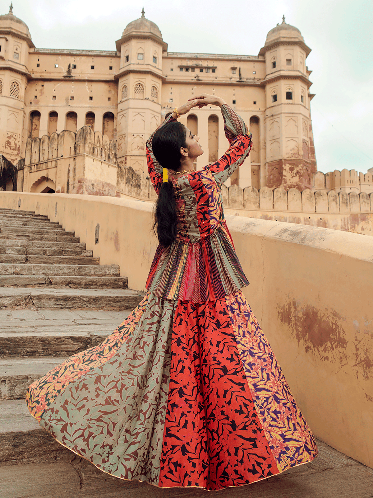 Chomu Top & Dausa Skirt