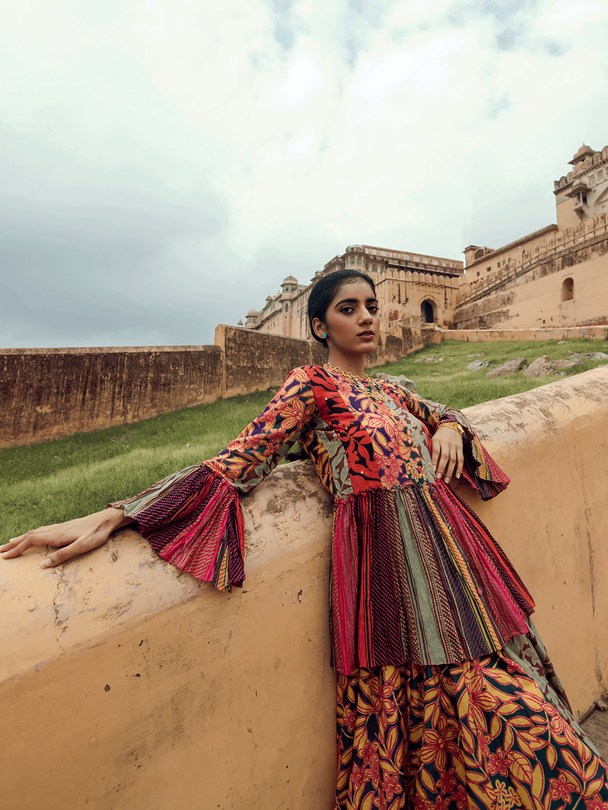 Chomu Top & Dausa Skirt