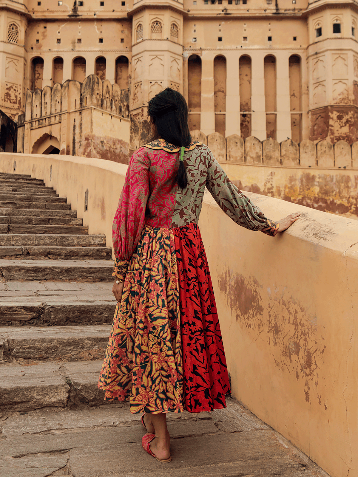 Samode Jacket & Mandawa Dress