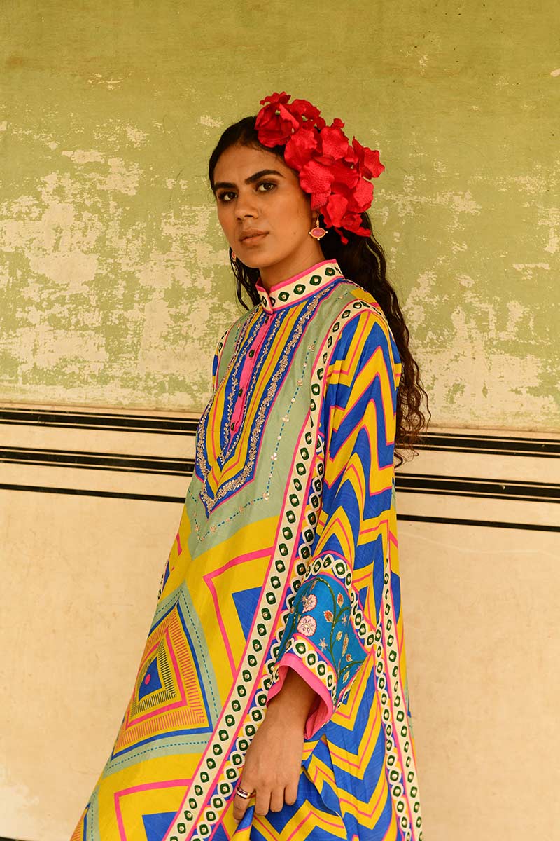 Blue Jhumki Kurta Pant Set with Stole