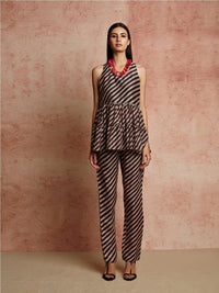 amer black diagonal stripes pants,
black diagonal stripes pants for women,
black diagonal stripes pants for girls,
amer women's black striped pants,
amer girls' black striped pants,
amer black striped palazzo pants,
amer black striped wide-leg pants,
amer black striped trousers,
amer black striped jogger pants,
amer black striped culottes,
amer black striped capri pants,
amer black striped harem pants,
amer black striped lounge pants,
amer black striped beach pants,
amer black striped summer p