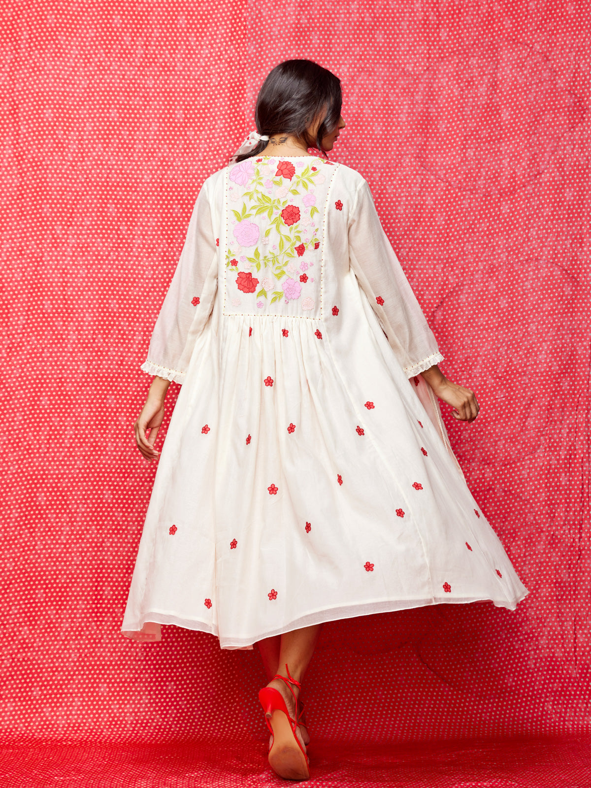 Ivory Multi Applique Embroidered Chanderi Jacket