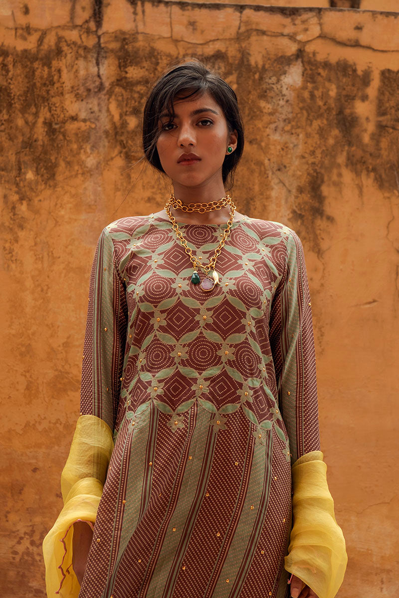 Jantar Mantar Kurta & Sagar Pants