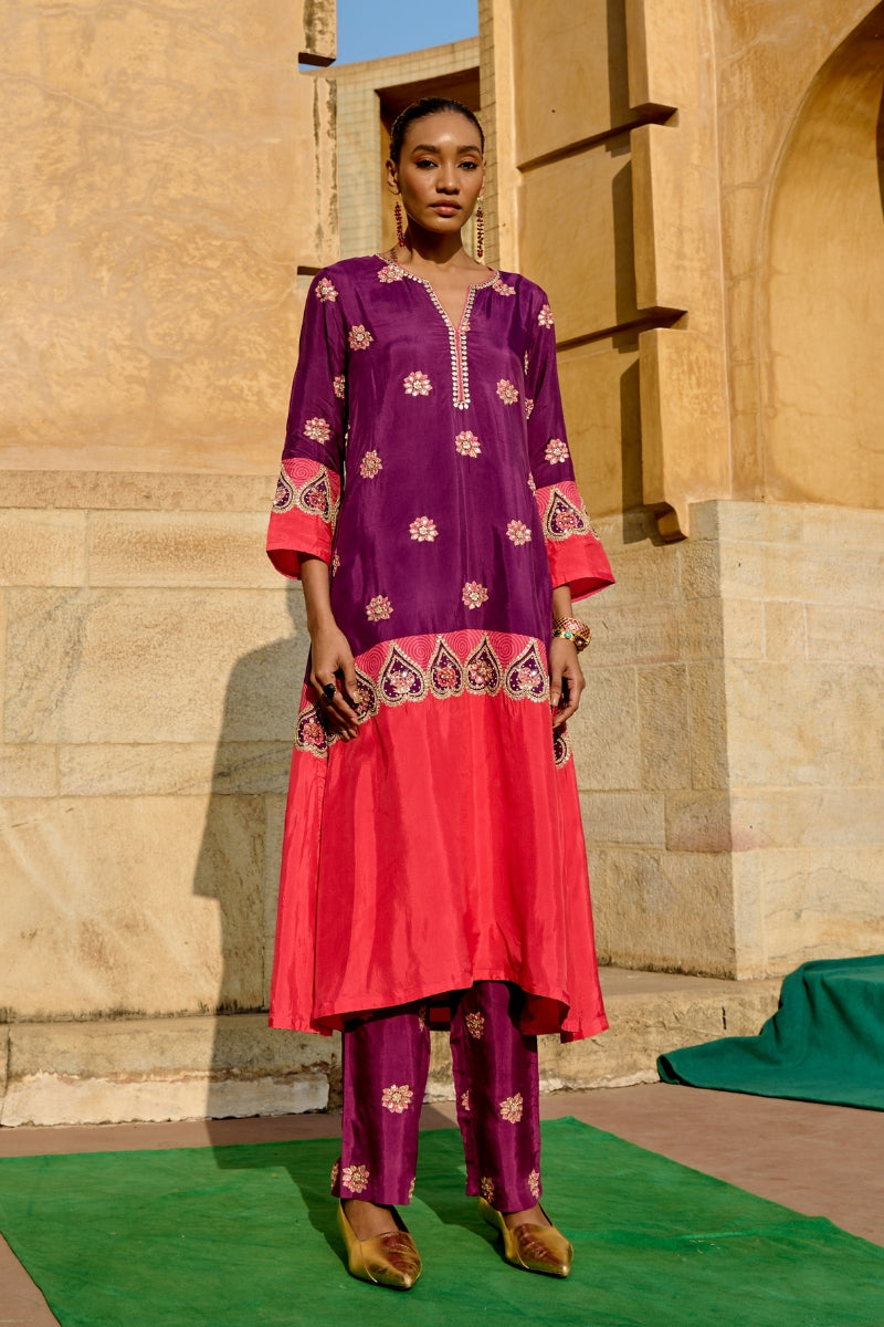 Jantar Mantar Plum Kurta set