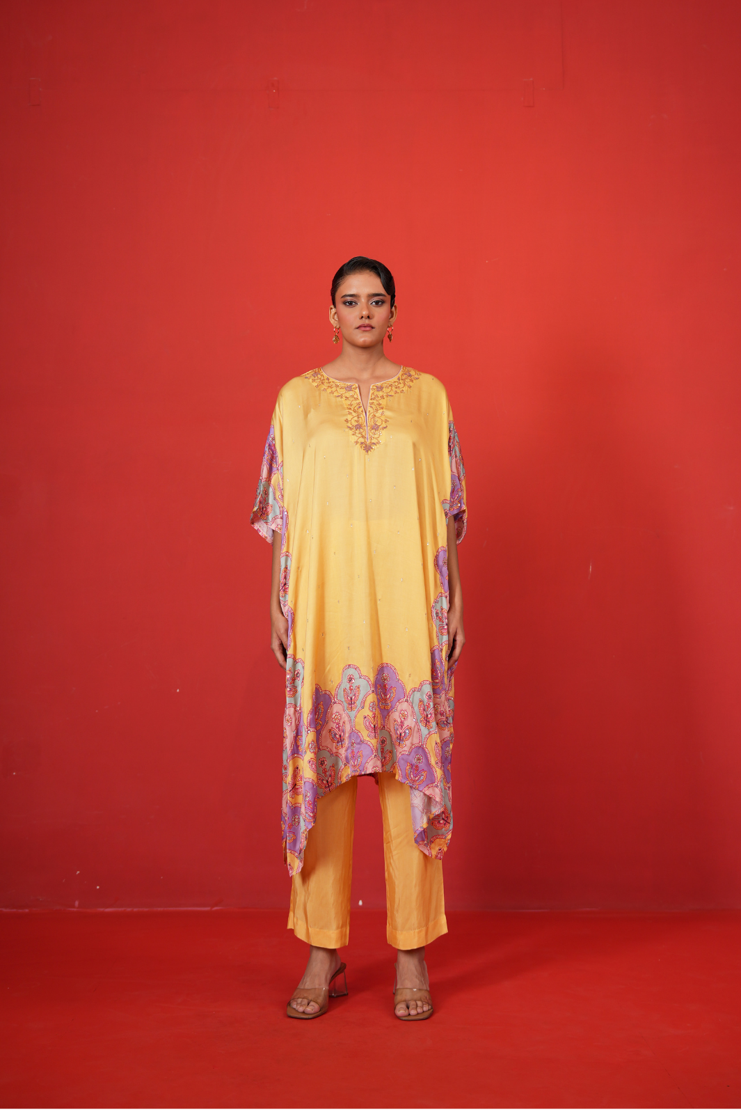 Butterfly yellow long poncho set
