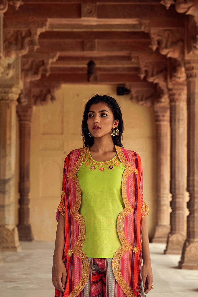 Tijara Cape, Pichola Top & Kesrauli Dhoti Pants