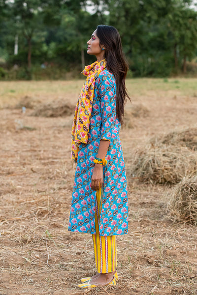 Printed Diagonal Turquoise Chanderi Straight Kurta