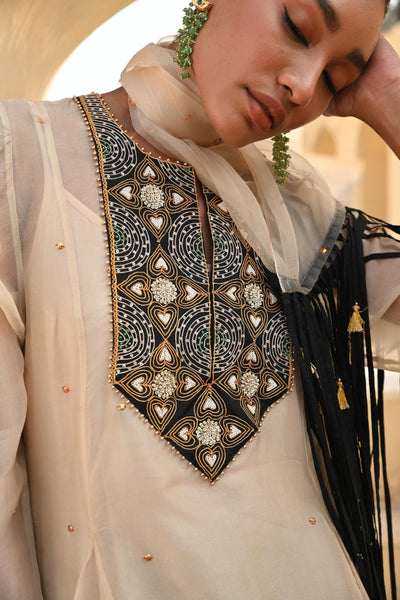 Jantar Mantar Ivory Black Embroidered Kurta Set