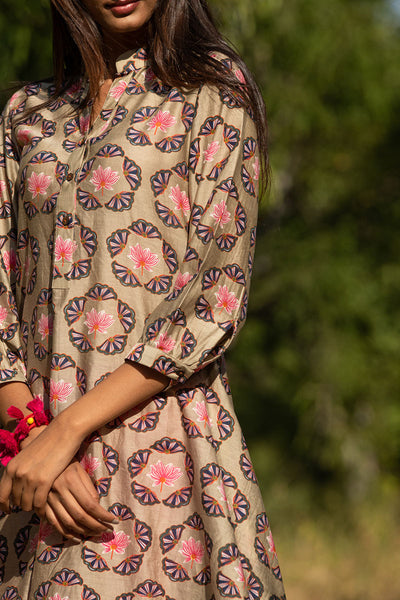 Printed Buta Flared Chanderi Beige Kurta