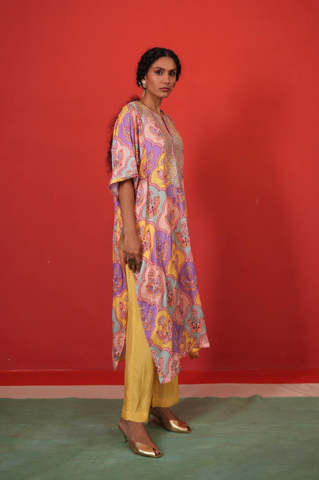 Butterfly chameli kaftan