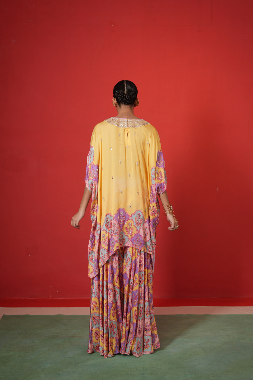 Butterfly short poncho set
