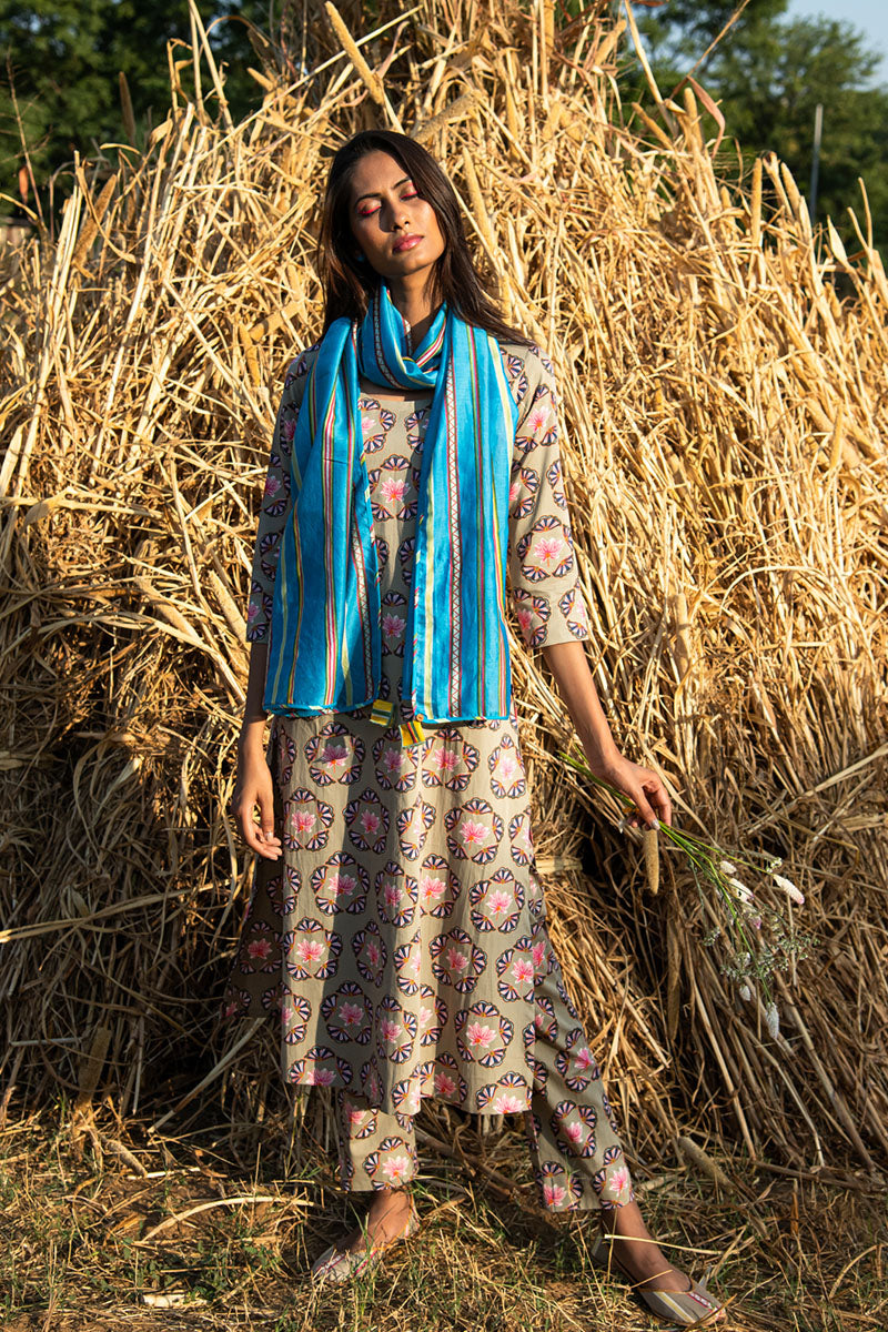 Printed Buta Beige Straight Kurta