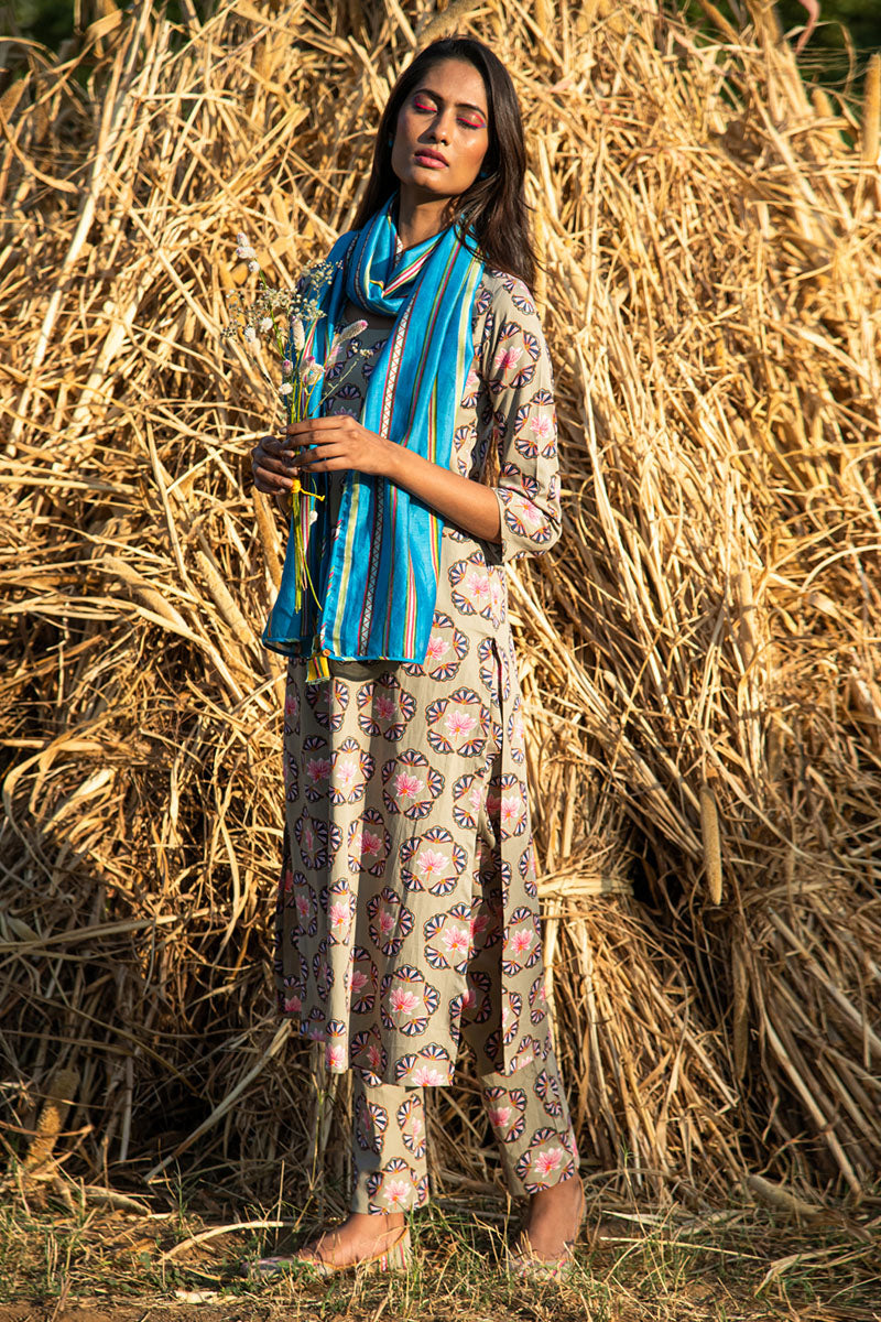 KAMAL BUTA BEIGE STRAIGHT KURTA
