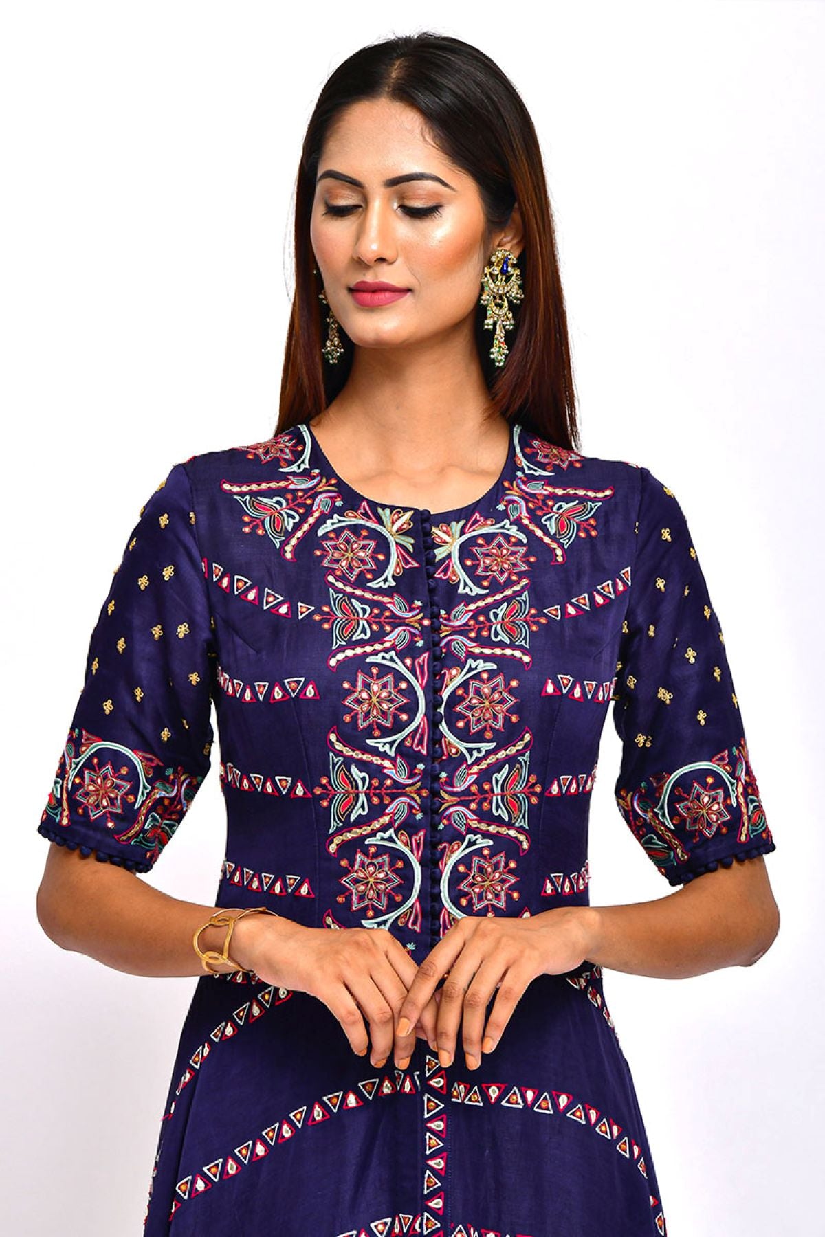 Moriya Embroidered Kurta With Dhoti Pants