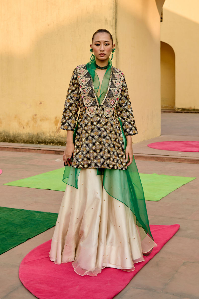 Embroidered Sitara Jacket Set