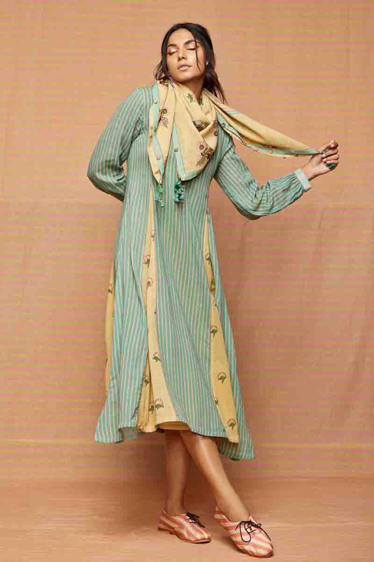 Block Printed Beige Floral Scarf with Tassels
