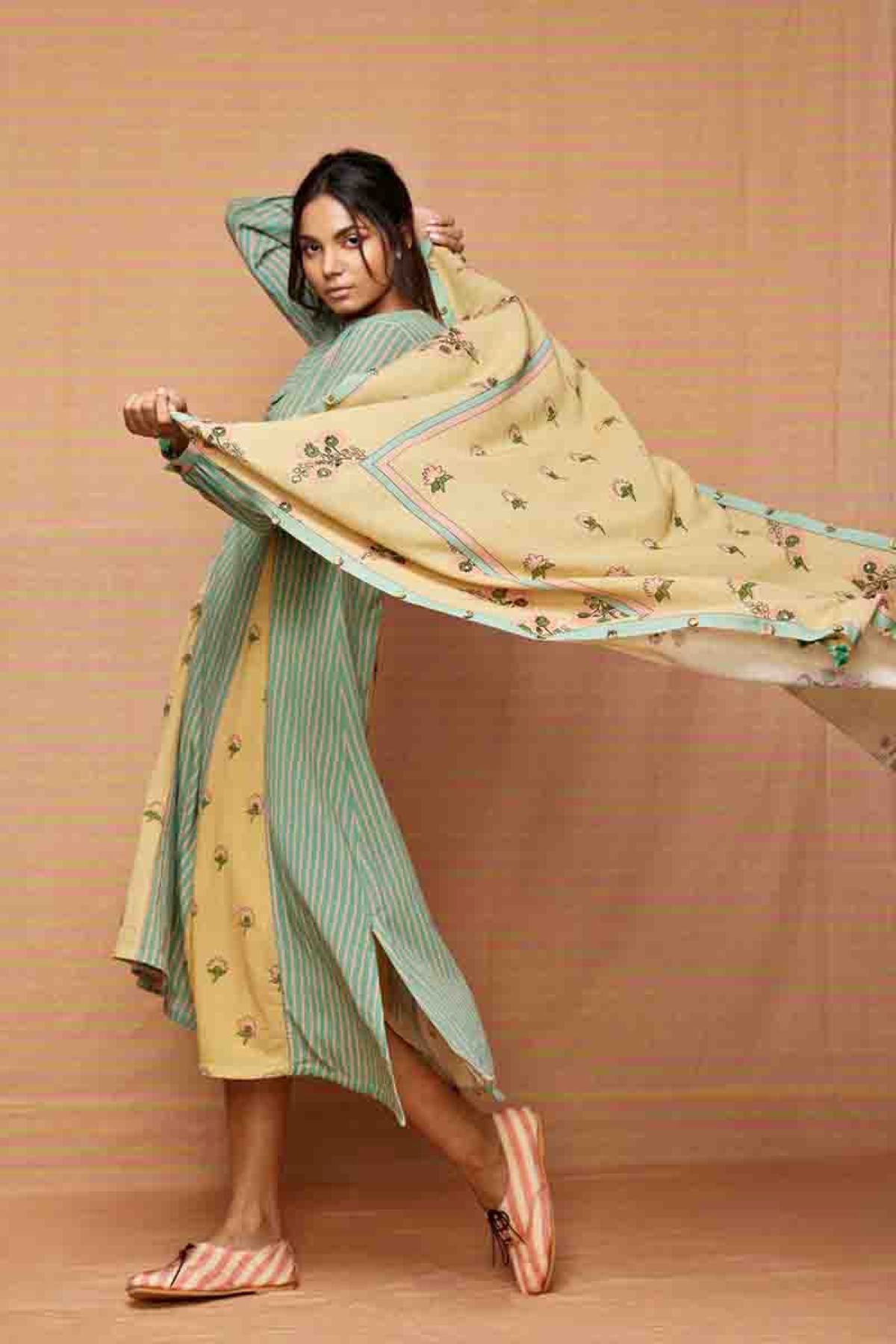 Block Printed Beige Floral Scarf with Tassels
