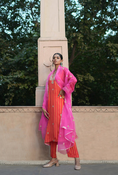 Scarlet Printed Embroidered Kurta Set