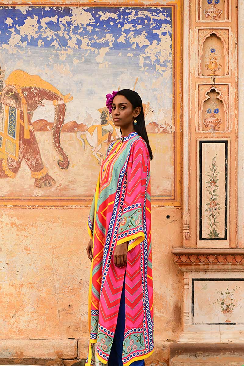 Jumki Kurta Set With Stole