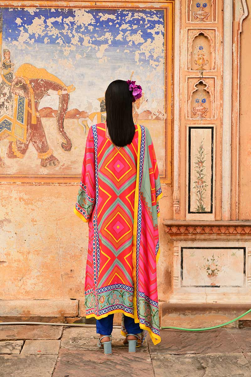 Jumki Kurta Set With Stole