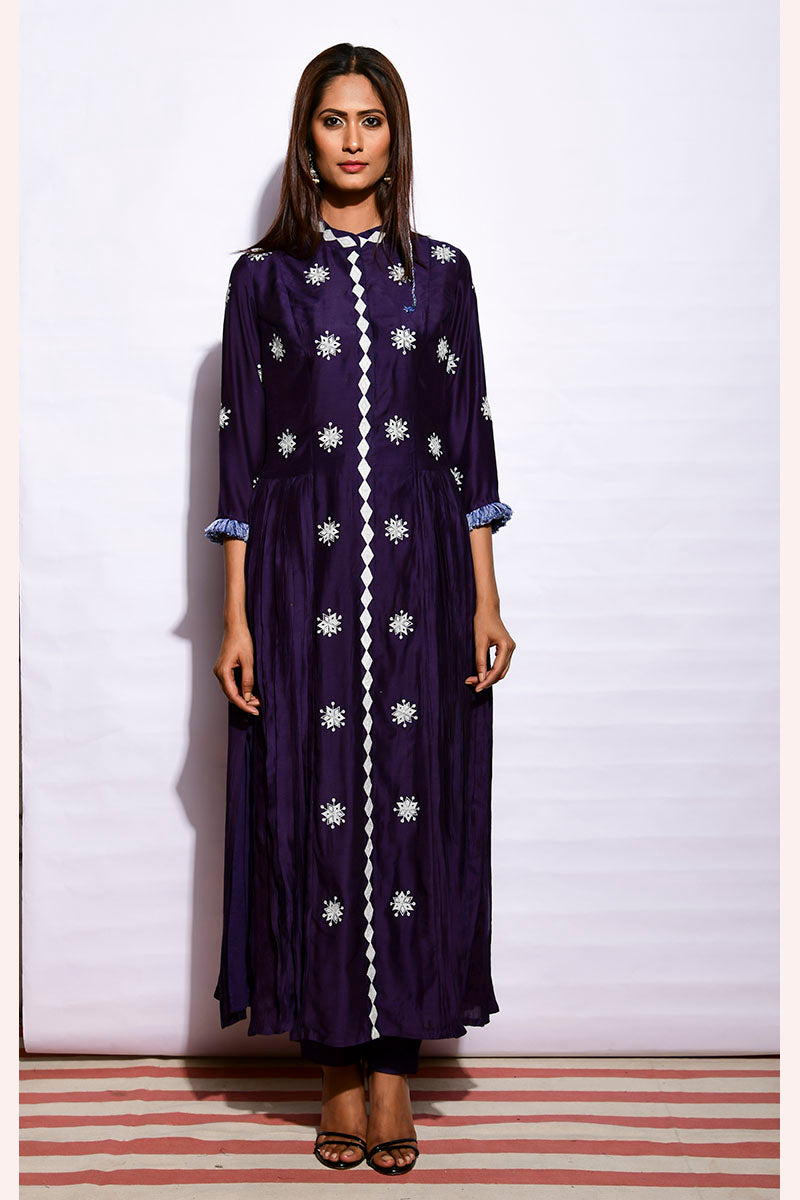 Tara Crushed Applique Embroidered Kurta With Pants
