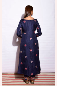 Ekrang Buta Embroidered Straight Kurta And Pants