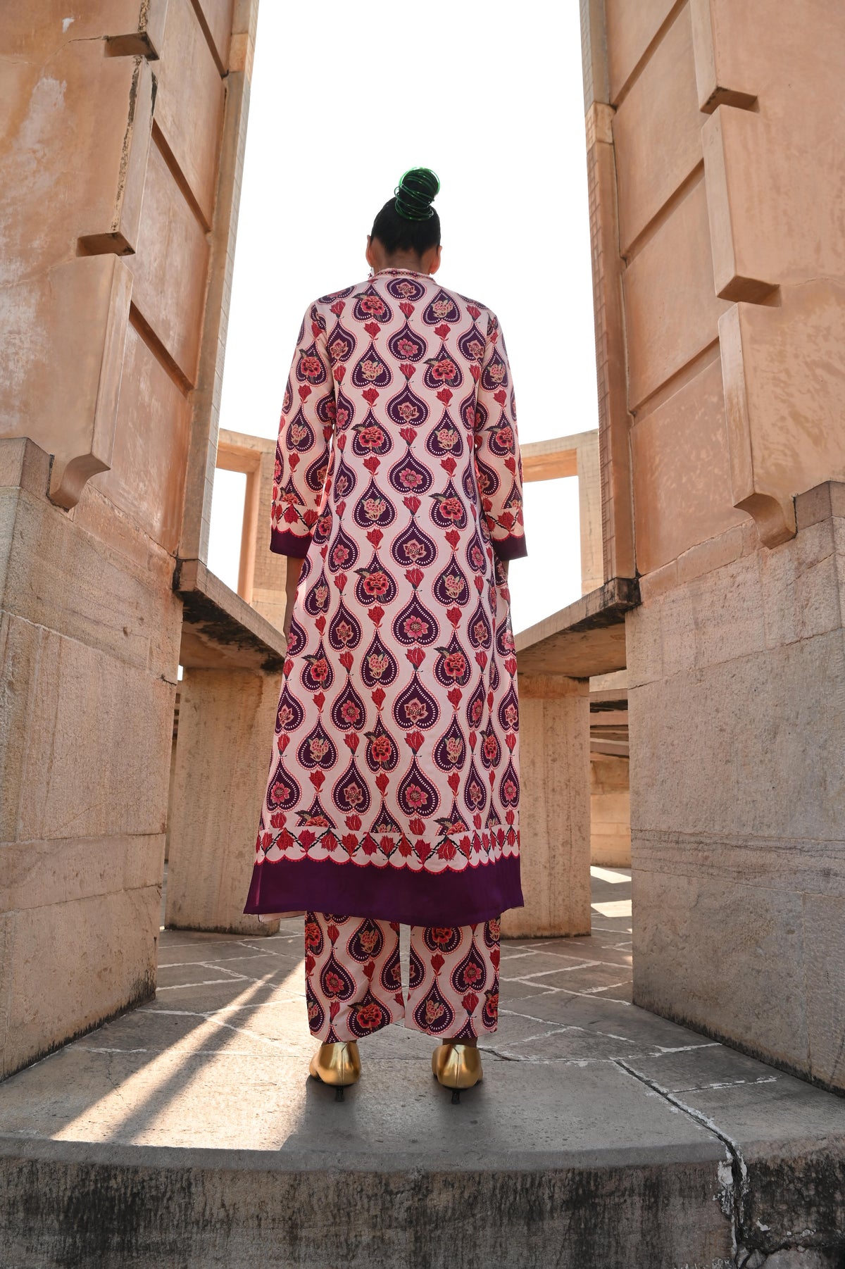 IVORY PLUM CHINTZ GAURI KURTA SET