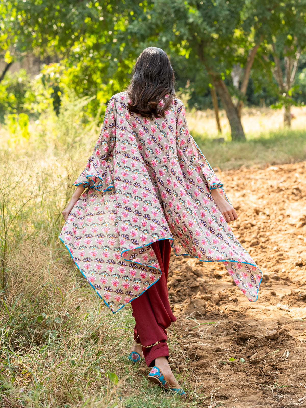 Printed Diagonal Beige Overlay Cape