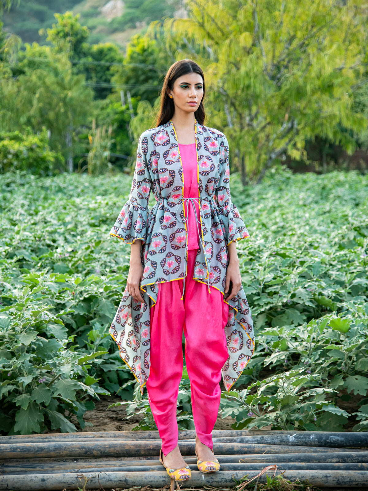 Printed Grey Buta Overlay Cape