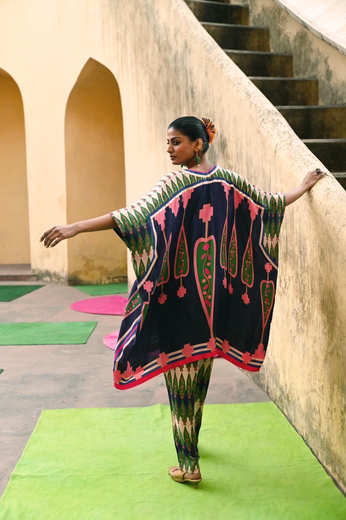 Kilim Printed Poncho Set