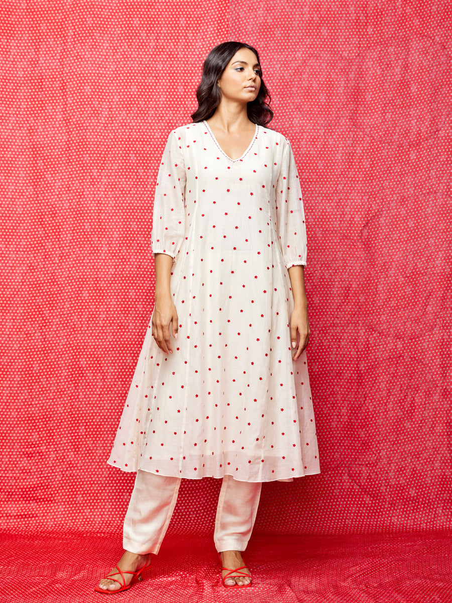 Ivory Embroidered Chanderi Kurta