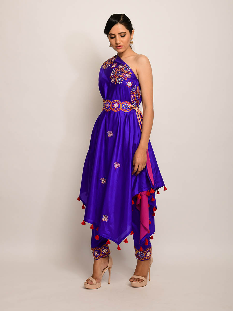 Morbagh Purple Embroided One Shoulder Cape With Pants