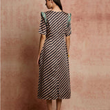 Amer Black Beige Fitted Dress