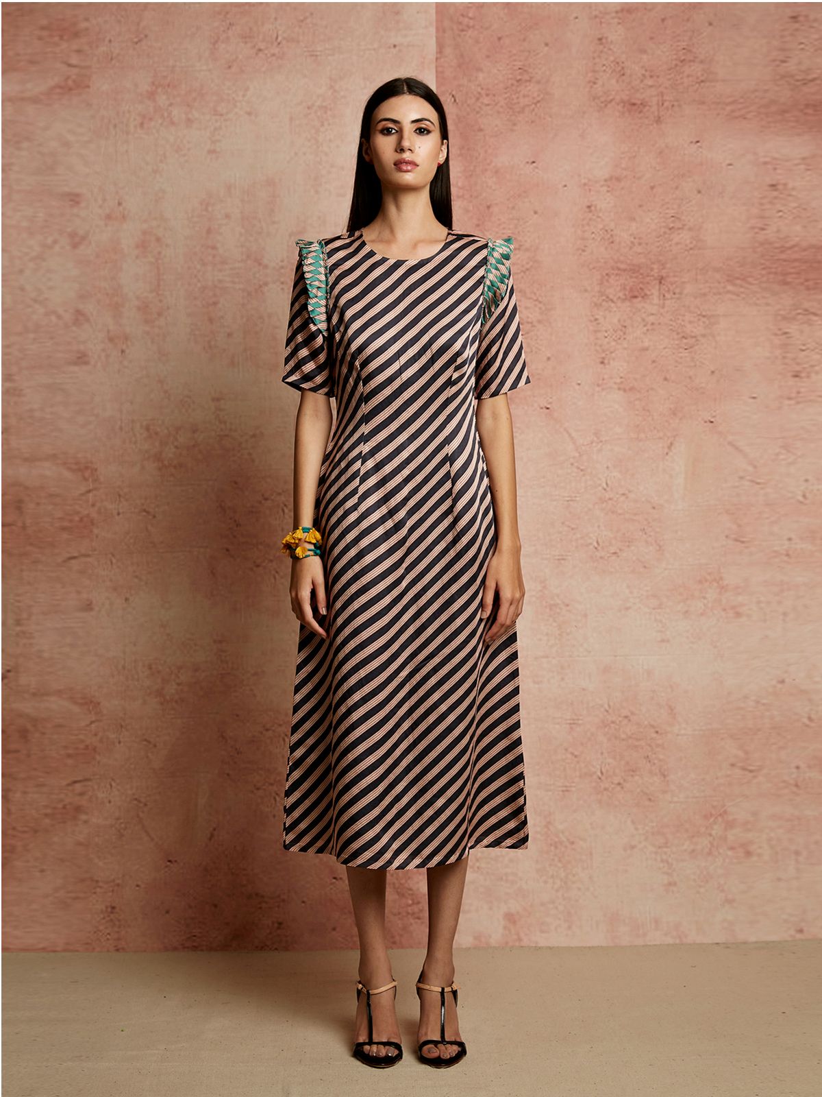 Amer Black Beige Fitted Dress