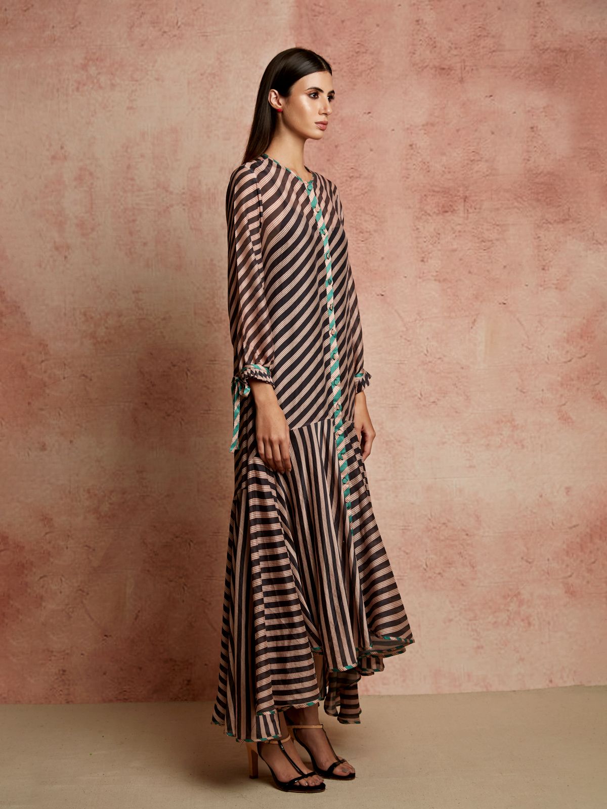 Amer Black Beige Flared Dress