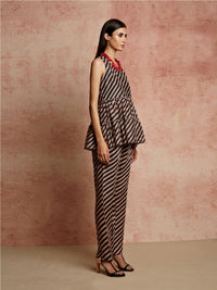 Amer Black Diagonal Stripes Pants