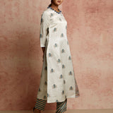 Amer Ivory Buti/Multi Kurta