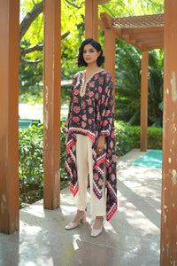 BLACK CHINTZ RANI CAPE