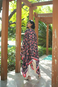 BLACK CHINTZ RANI CAPE