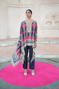 Mauj Nayy Pink Rani Cape Set